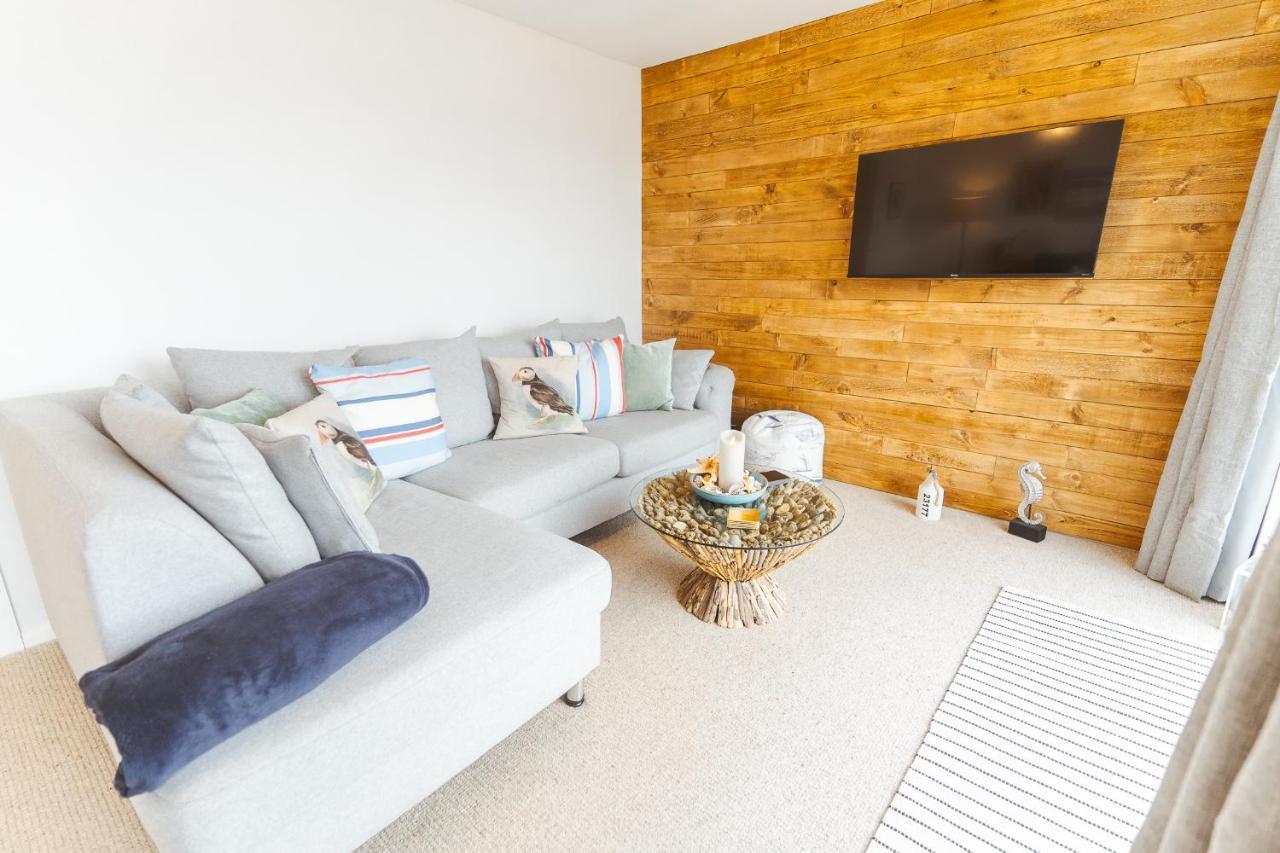 Watersedge Retreat, Views, Sunsets, Dogs Welcome Sandside  エクステリア 写真