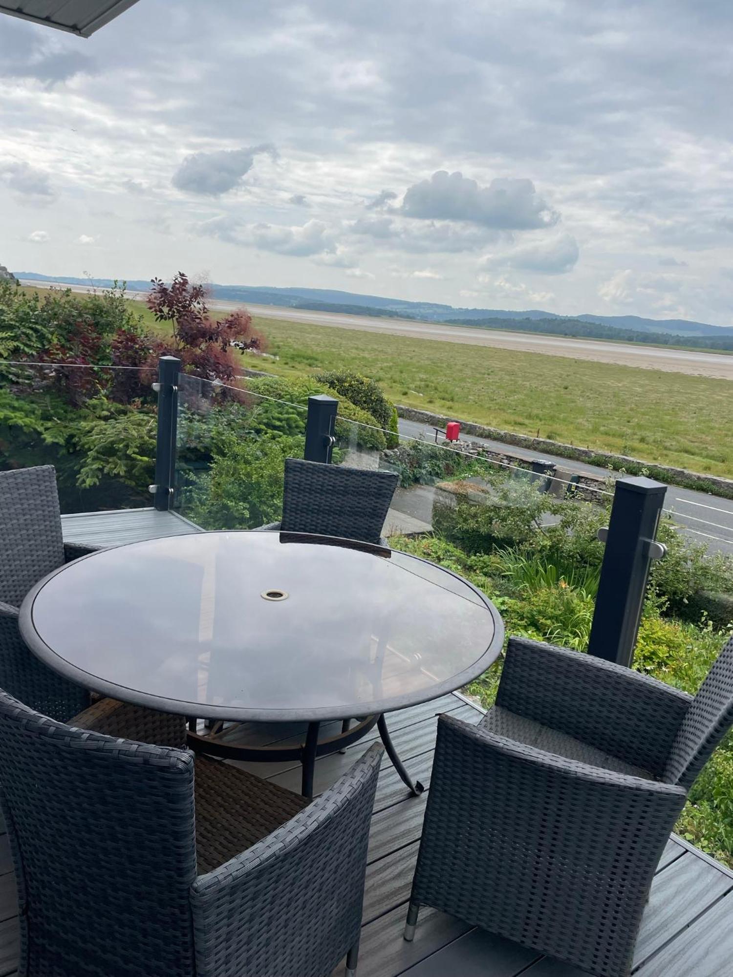 Watersedge Retreat, Views, Sunsets, Dogs Welcome Sandside  エクステリア 写真